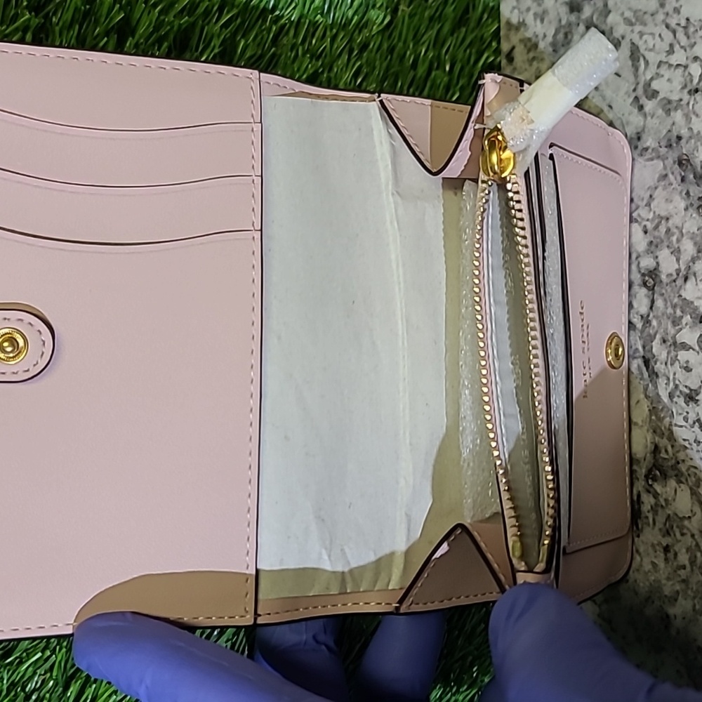 kate spade Ava Pebbled Leather Bifold Card Case Cordovan One Size NWT - Picture 6 of 8